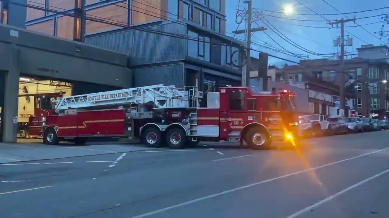 Seattle Fire Department Ladder 10 Responding Seattle Fire Department ...